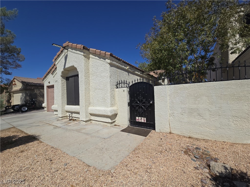 Properties 1 5772 Cinnabar Avenue