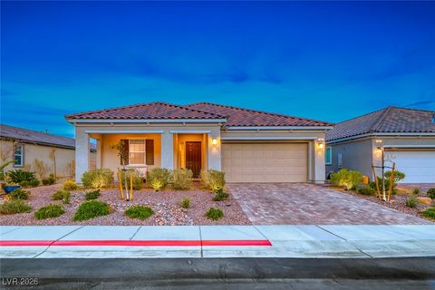 Photo of 32 Tatahatso Point Street, Henderson, NV 89011 (MLS # 2749912)