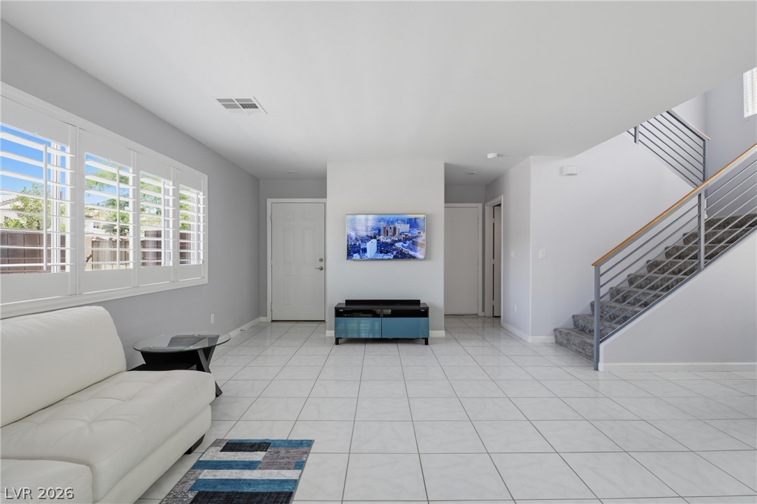 9200 Canalino Drive