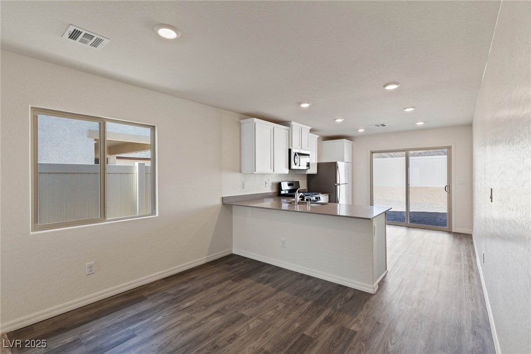 1700 Desert Path Avenue, North Las Vegas, Nevada image 4