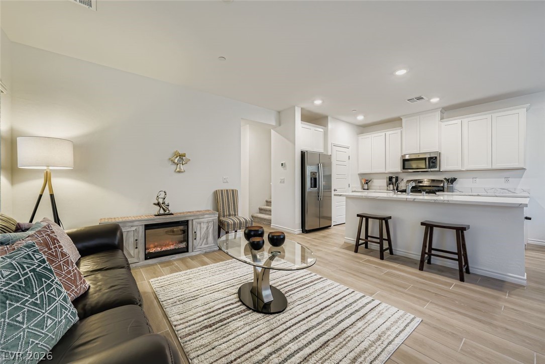 600 N Carriage Hill Drive 1184