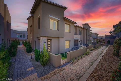 Photo of 600 N Carriage Hill Drive #1184, Las Vegas, NV 89138 (MLS # 2754561)