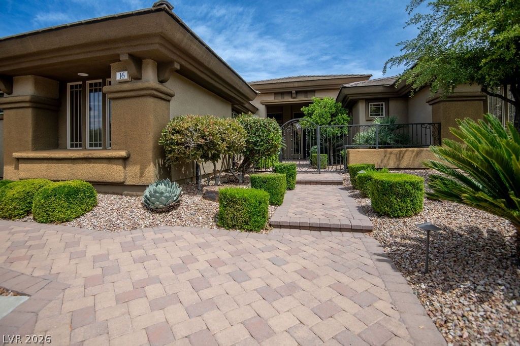 Photo of 16 Belfair Court, Henderson, NV 89052 (MLS # 2778467)