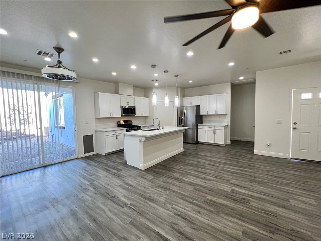 1586 Tilman Lane