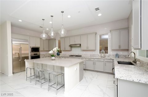 8 Vista Outlook Street Henderson NV 89011