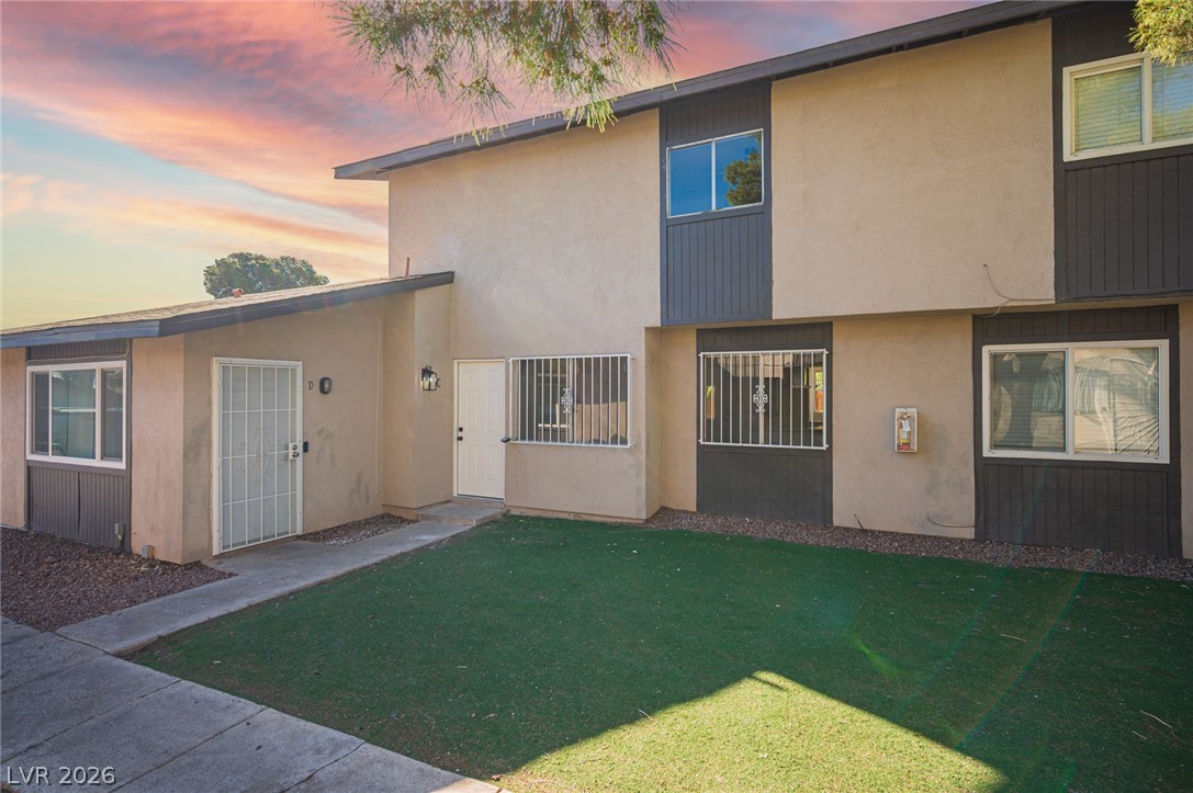 208 N Bruce Street C