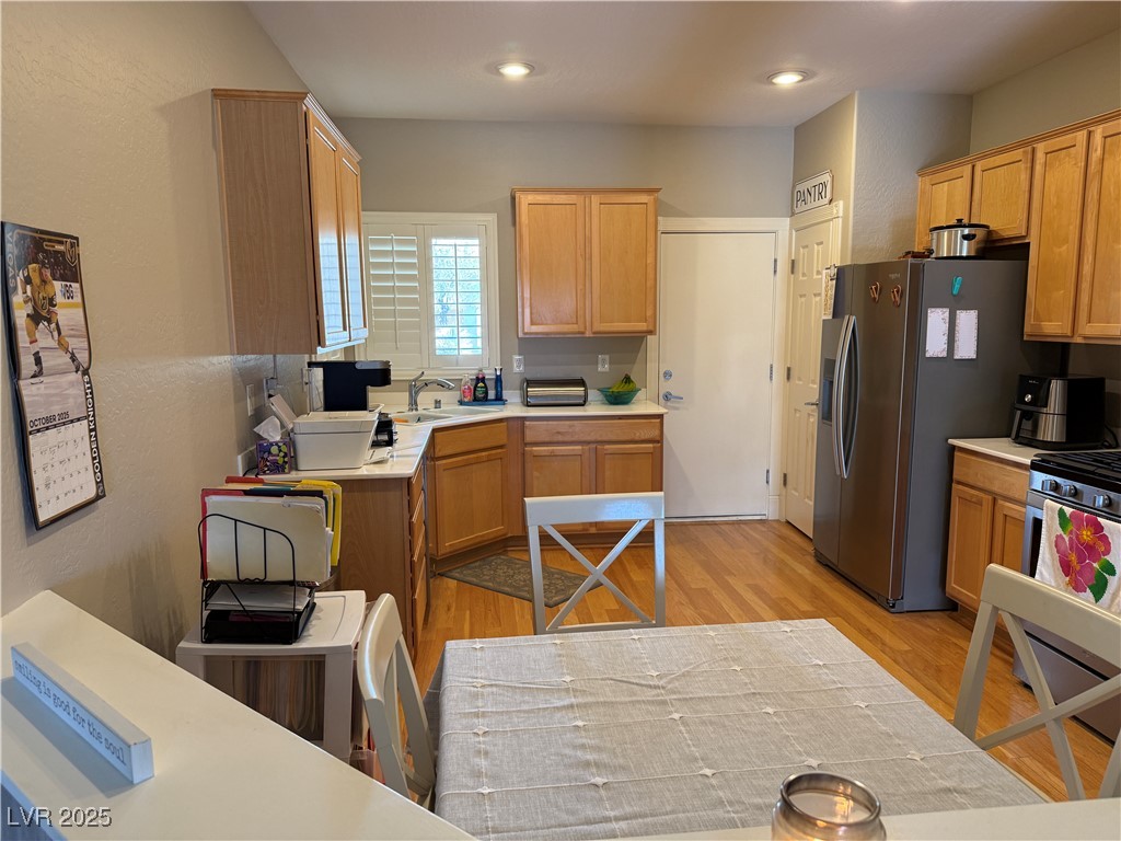 Properties 2 7905 Lily Trotter Street