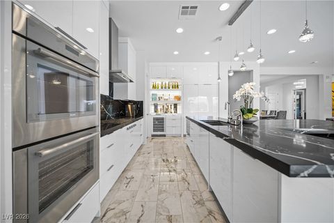 Tiny photo for 5825 Alice Landing Court, Las Vegas, NV 89149 (MLS # 2750480)