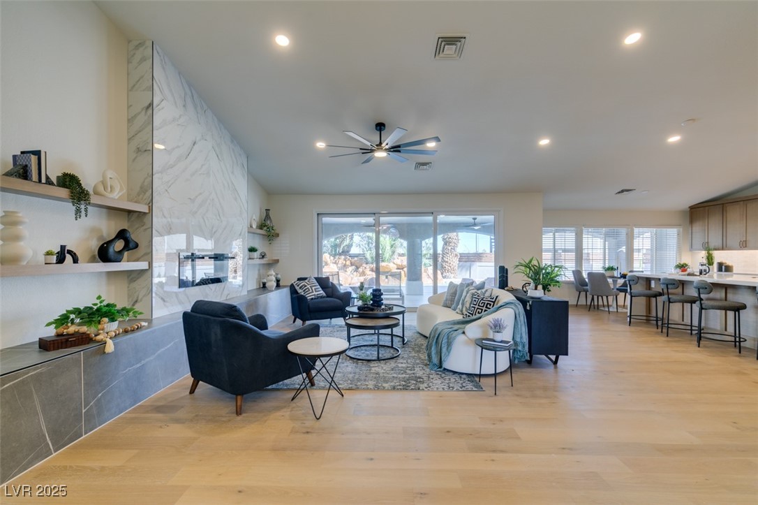 8516 Brownstone Court