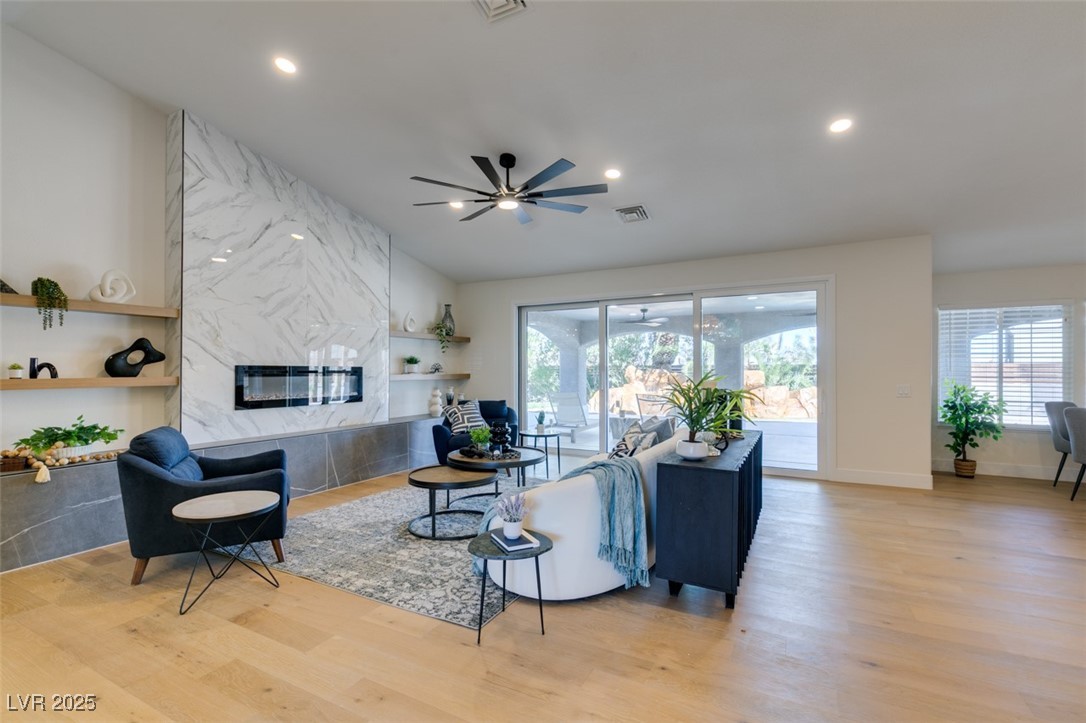 8516 Brownstone Court