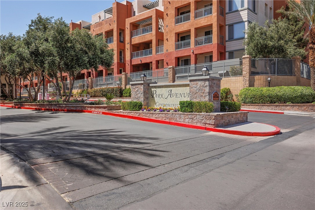 87 E AGATE Avenue 403