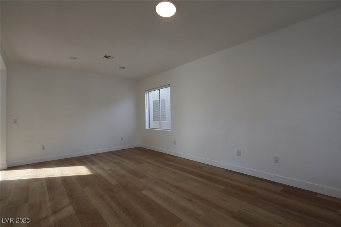 7819 Harp Tree Street