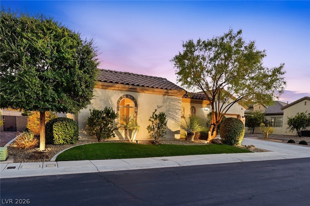 2305 Rosendale Village Avenue