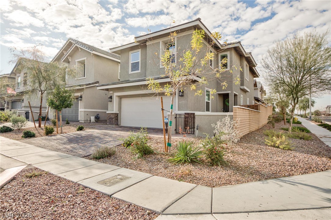 737 Cottonwood Hill Place