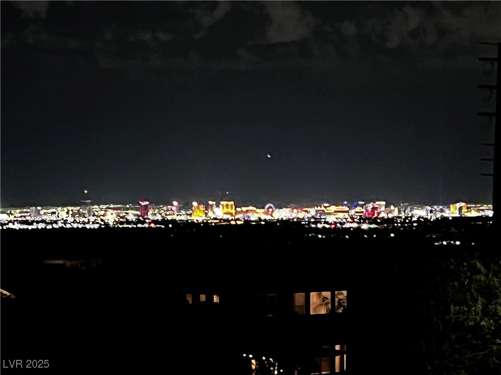 Las Vegas, Nevada 89129, United States, 3 Bedrooms Bedrooms, ,3 BathroomsBathrooms,Residential,Active,19740