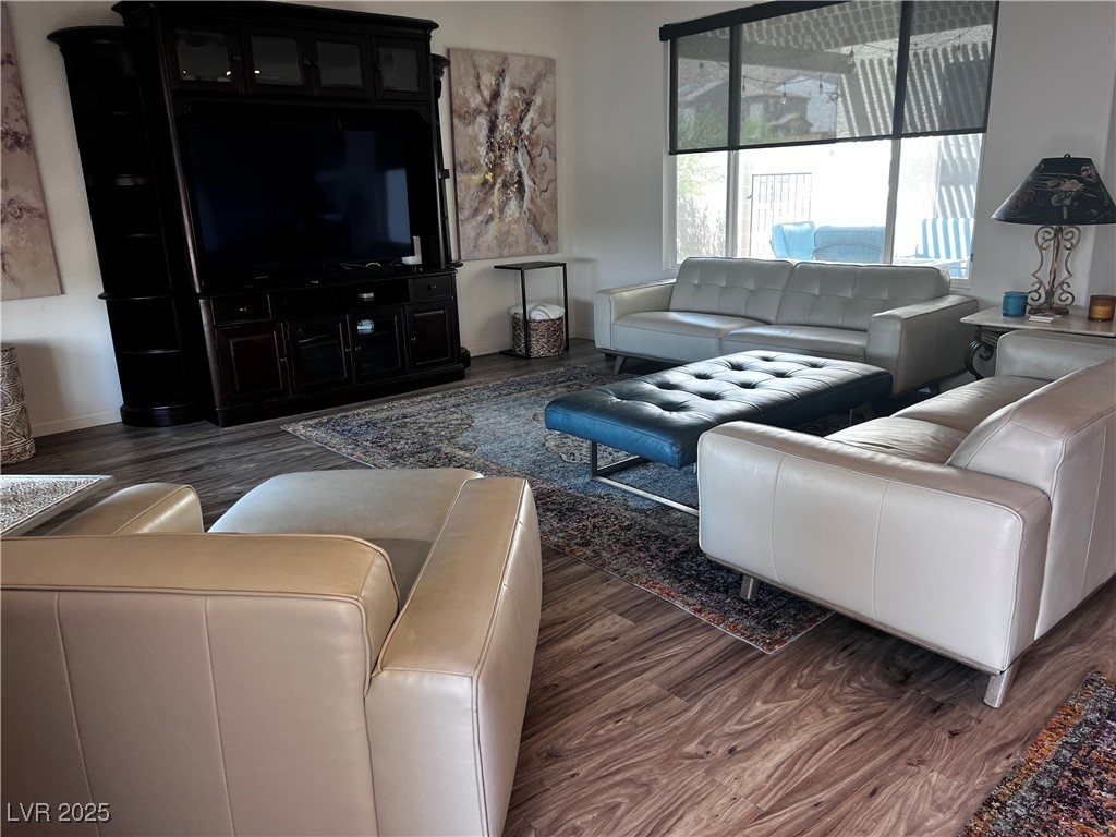 Las Vegas, Nevada 89129, United States, 3 Bedrooms Bedrooms, ,3 BathroomsBathrooms,Residential,Active,19740