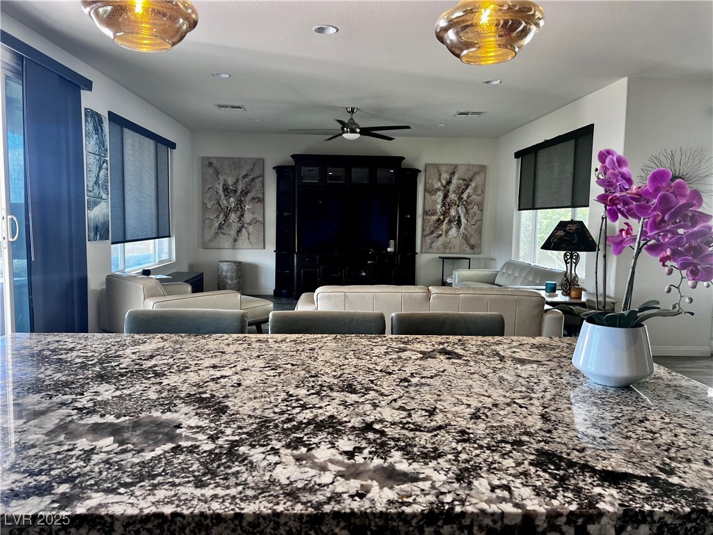 Las Vegas, Nevada 89129, United States, 3 Bedrooms Bedrooms, ,3 BathroomsBathrooms,Residential,Active,19740