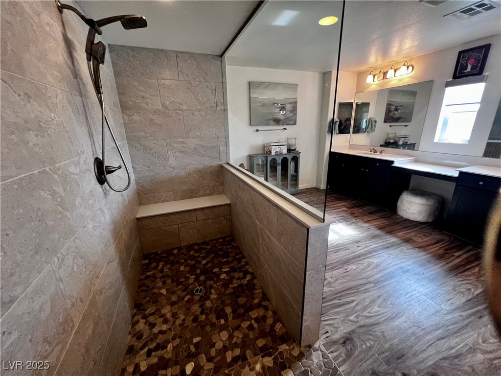 Las Vegas, Nevada 89129, United States, 3 Bedrooms Bedrooms, ,3 BathroomsBathrooms,Residential,Active,19740