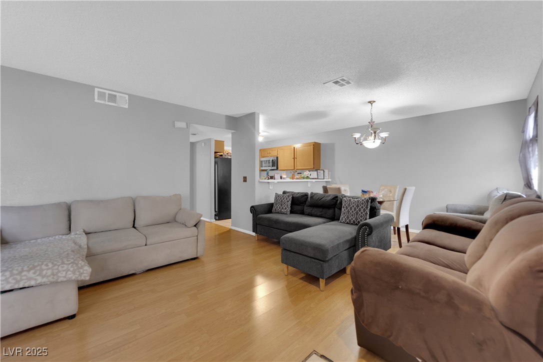 1800 Edmond Street 122