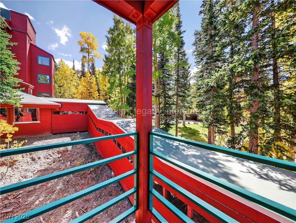 407 S Vasels Road 50