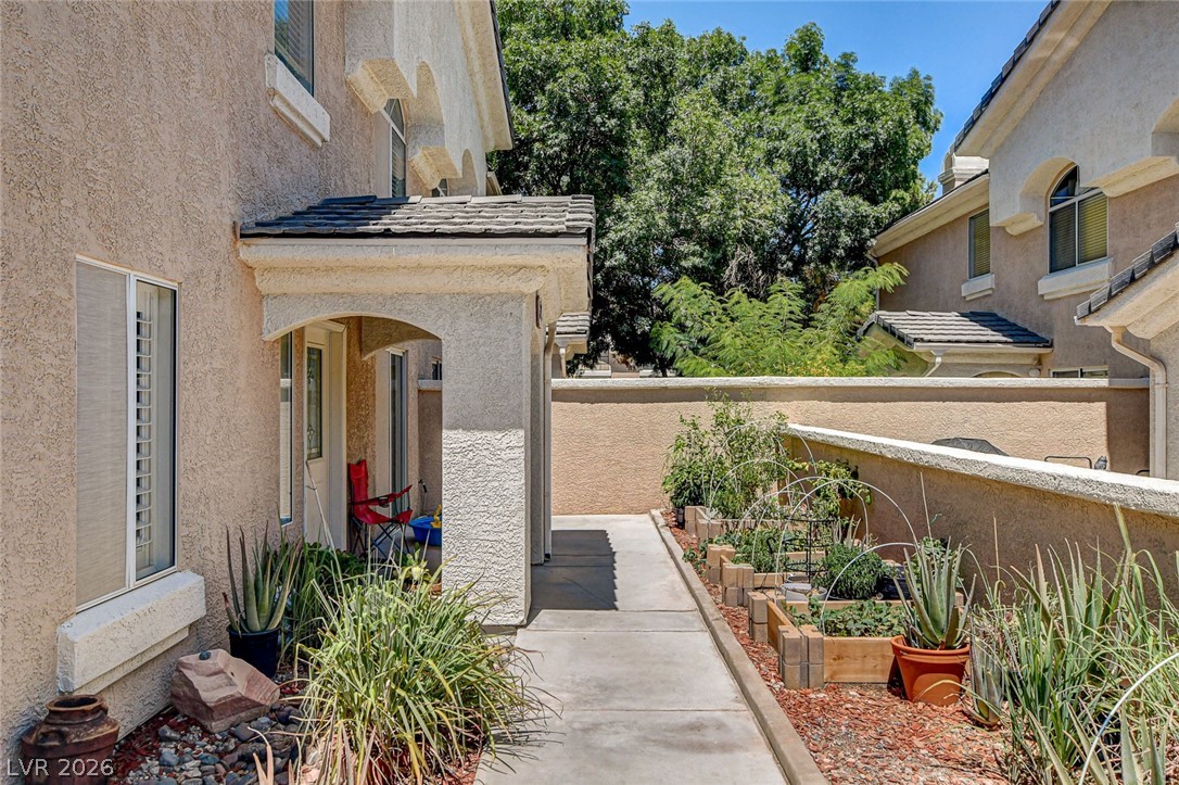 916 Twinkling Sky Avenue