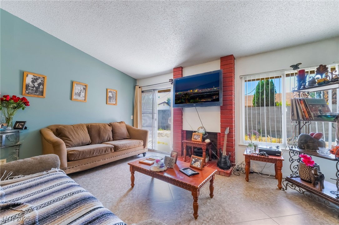 Properties 2 2297 Casey Drive
