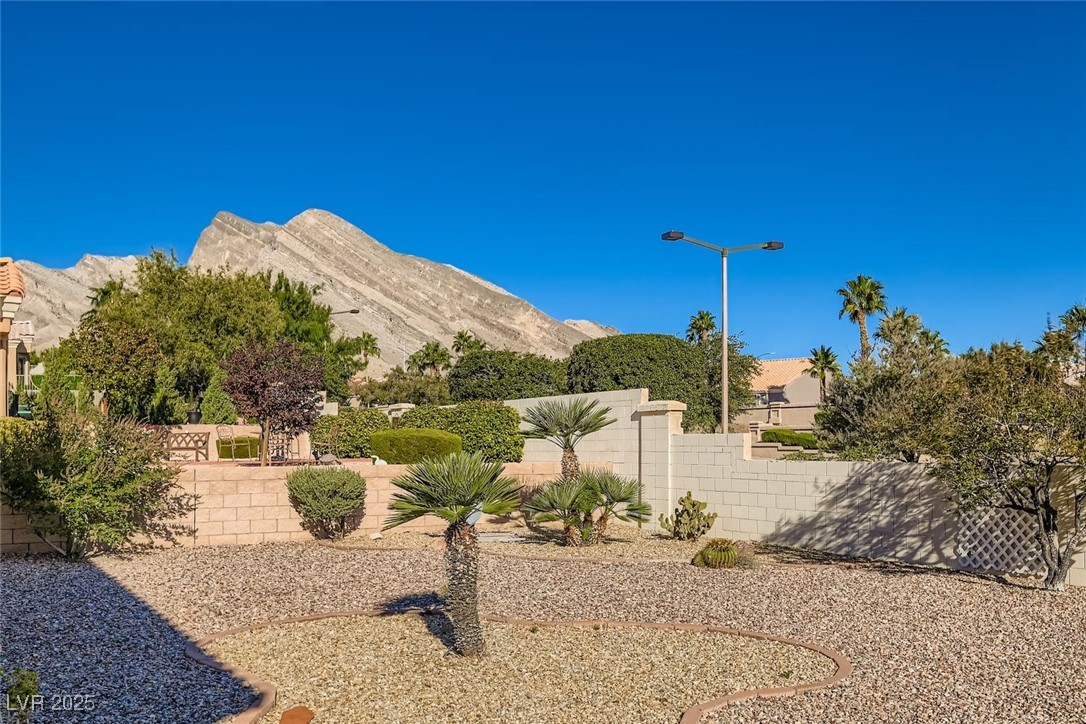 Properties 3 10824 Hot Oak Springs Avenue