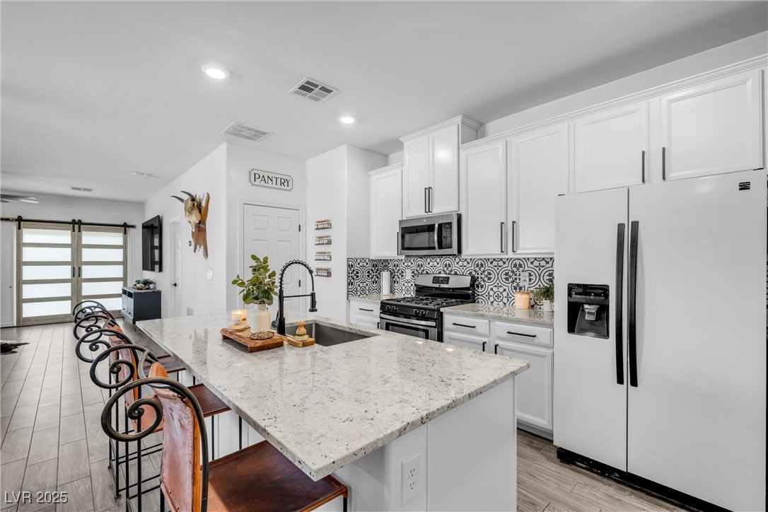 6318 Amber Sunrise Street, North Las Vegas, Nevada image 9