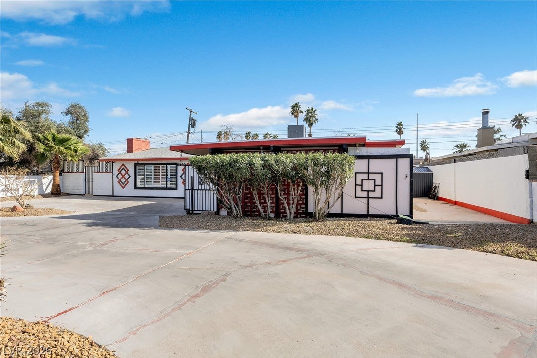 1589 Silver Mesa Way