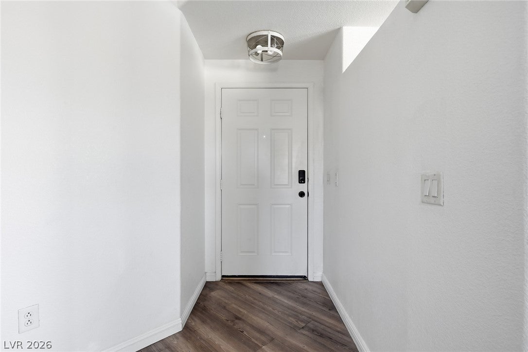 1050 E Cactus Avenue 2006
