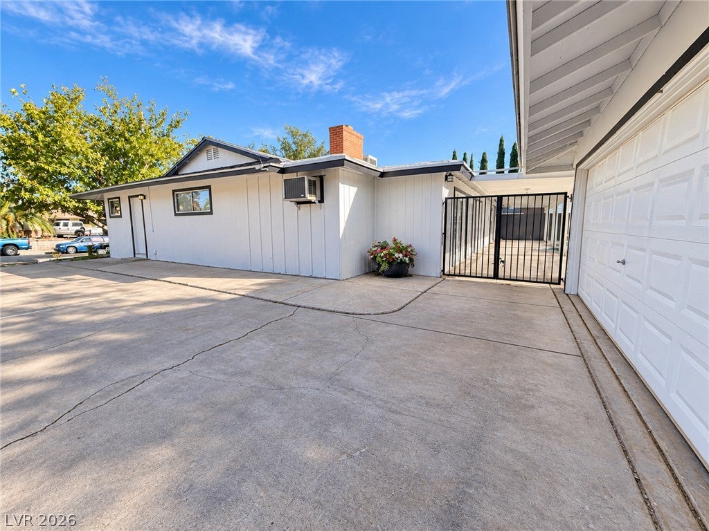 608 Bryant Court