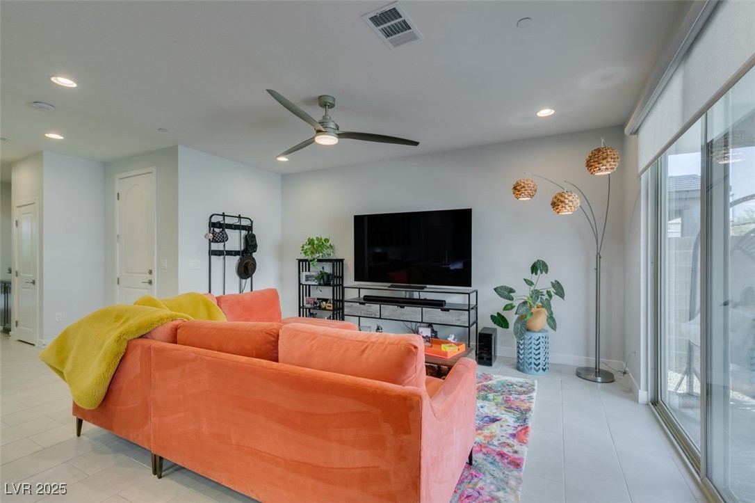 Las Vegas, Nevada 89143, United States, 4 Bedrooms Bedrooms, ,3 BathroomsBathrooms,Residential,Active,190695