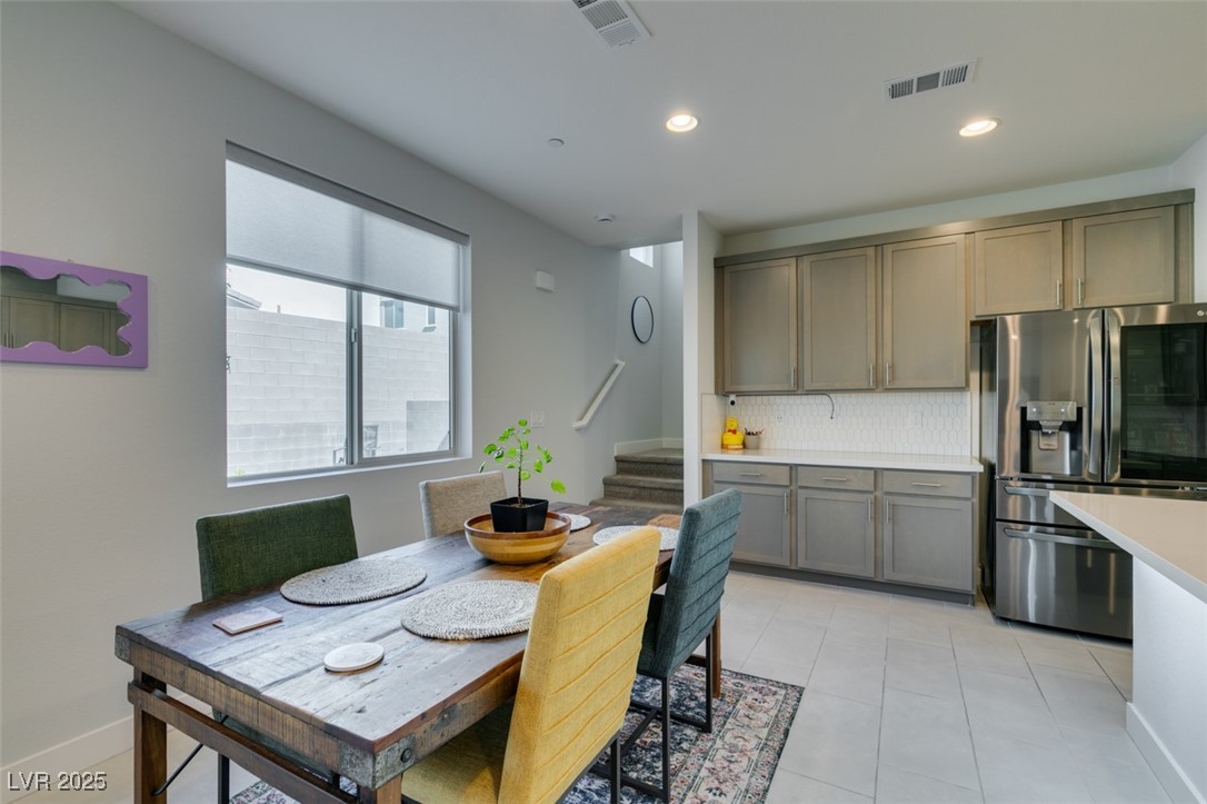 Las Vegas, Nevada 89143, United States, 4 Bedrooms Bedrooms, ,3 BathroomsBathrooms,Residential,Active,190695