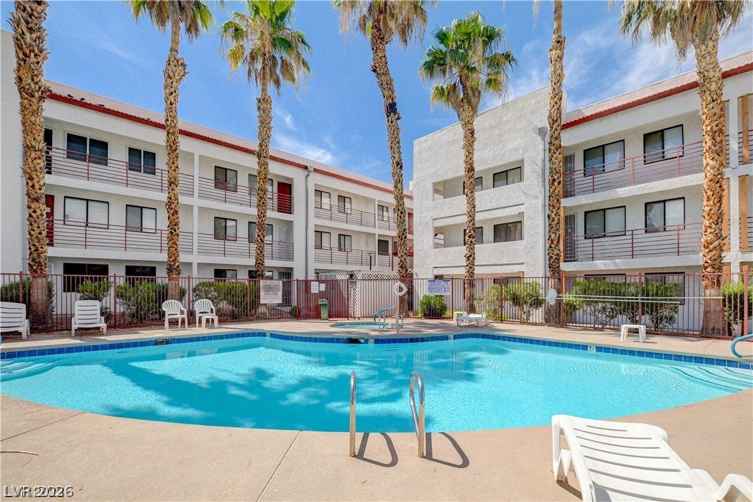 1381 E University Avenue 307