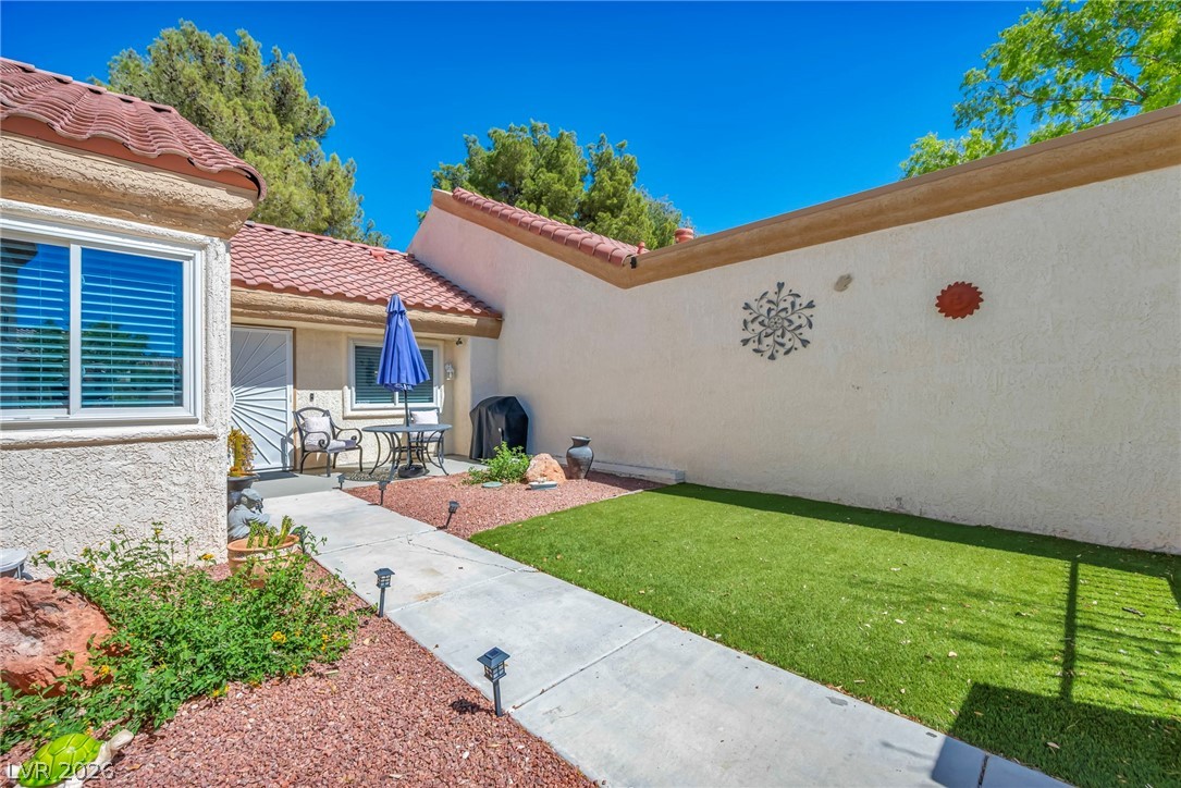 8912 Evening Star Drive