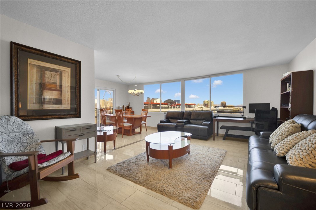 205 E Harmon Avenue 710