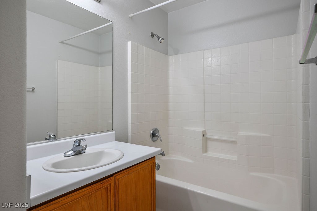 Las Vegas, Nevada 89123, United States, 3 Bedrooms Bedrooms, ,2 BathroomsBathrooms,Residential,Pending,125540