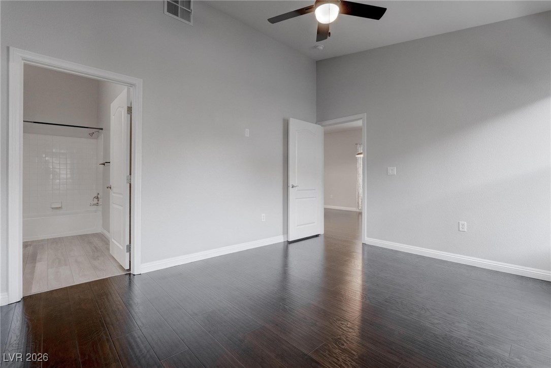 2305 W Horizon Ridge Parkway 3921