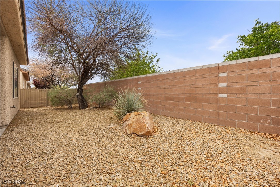 North Las Vegas, Nevada 89084, United States, 3 Bedrooms Bedrooms, ,2 BathroomsBathrooms,Residential,Active,169080