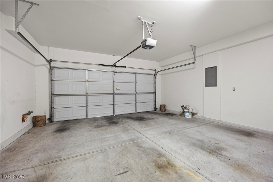 North Las Vegas, Nevada 89084, United States, 3 Bedrooms Bedrooms, ,2 BathroomsBathrooms,Residential,Active,169080