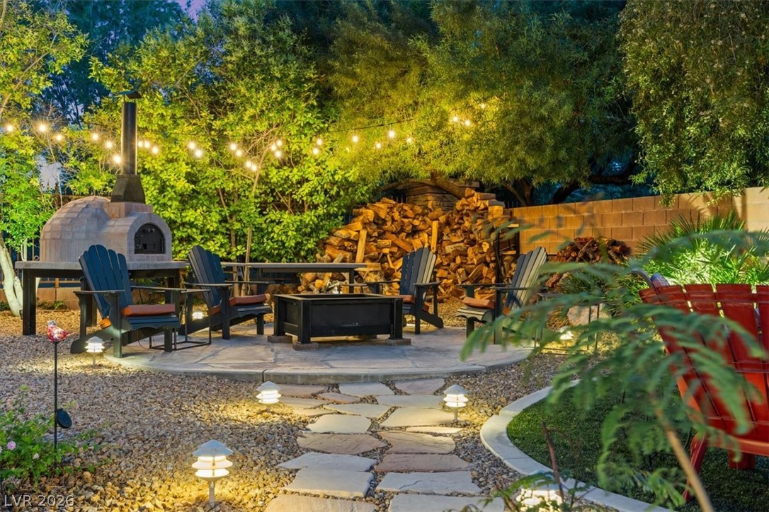 7001 Via Locanda Avenue