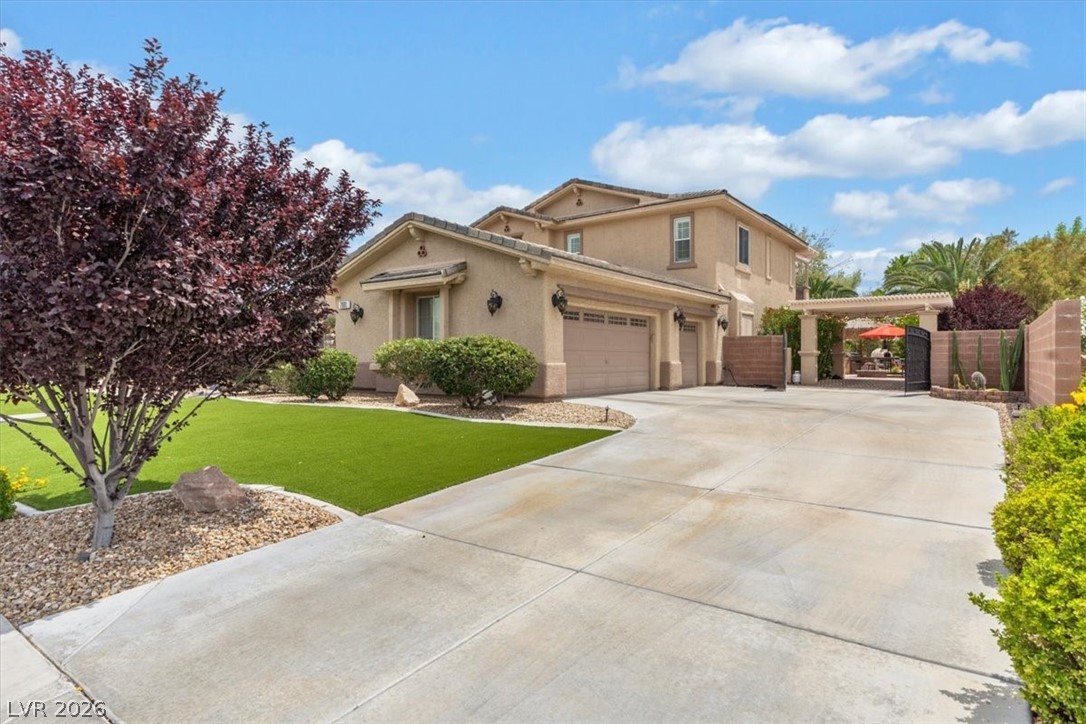 7001 Via Locanda Avenue