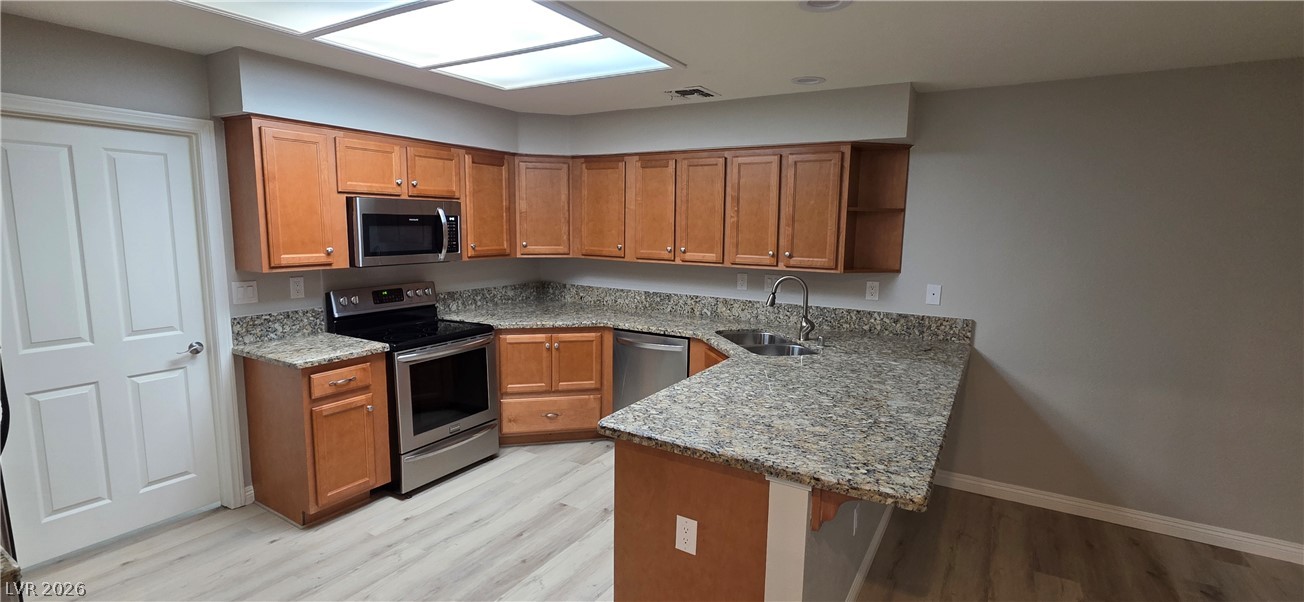 5325 Swallowtail Court