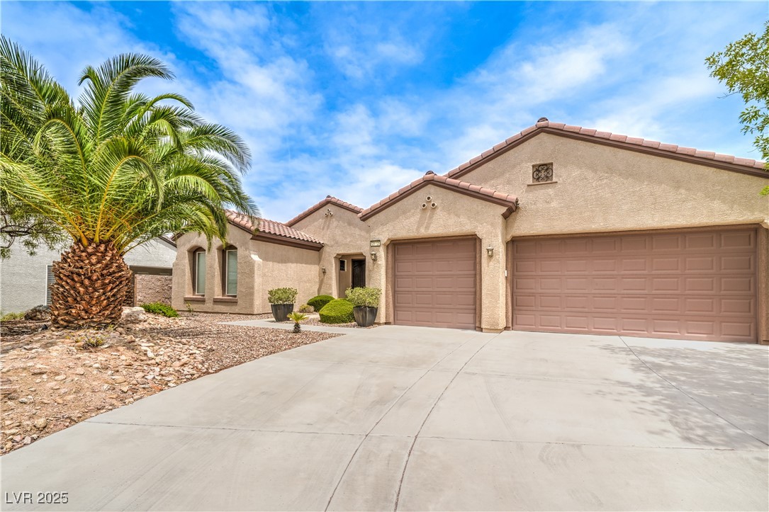 Properties 3 2112 Noah Tyler Court