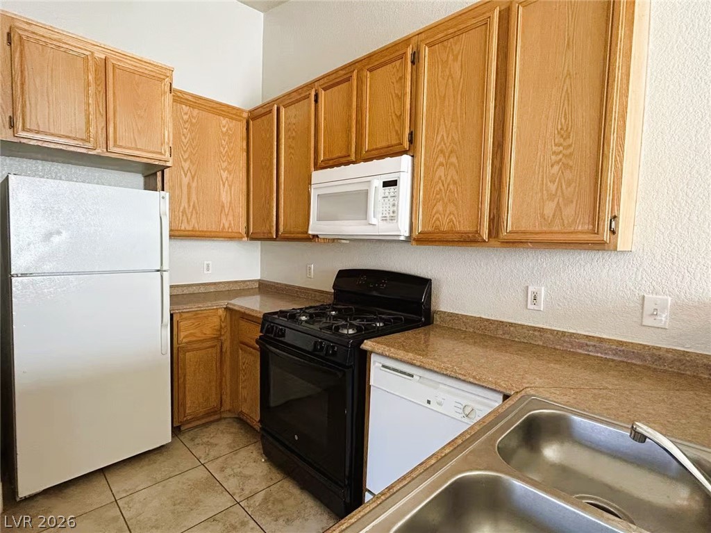 4730 E Craig Road 2094