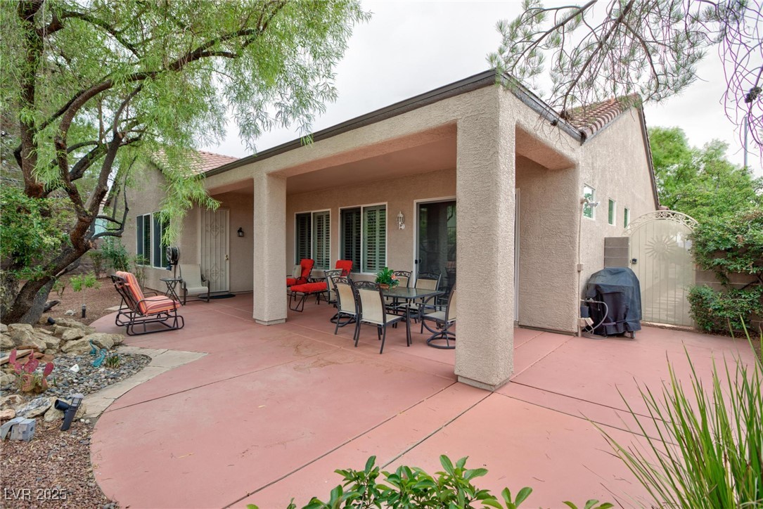 2120 Twin Falls Drive