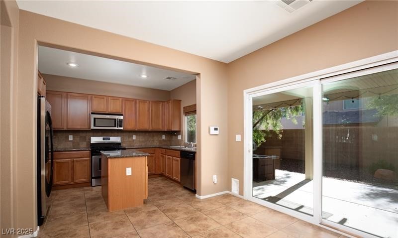 Las Vegas, Nevada 89166, United States, 4 Bedrooms Bedrooms, ,3 BathroomsBathrooms,Residential,Active,247492