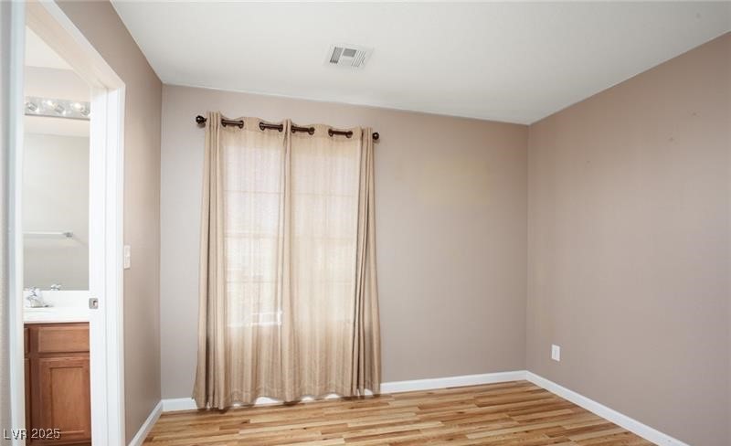 Las Vegas, Nevada 89166, United States, 4 Bedrooms Bedrooms, ,3 BathroomsBathrooms,Residential,Active,247492