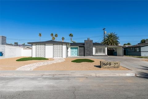 Photo of 1698 Silver Mesa Way, Las Vegas, NV 89169 (MLS # 2742410)