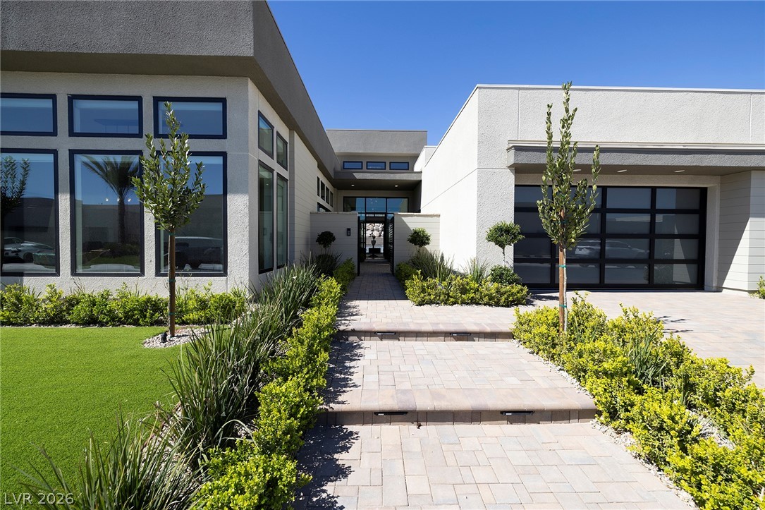 4803 Verde Bloom Street